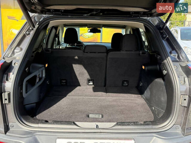 Чорний Джип Cherokee, об'ємом двигуна 2.4 л та пробігом 139 тис. км за 12500 $, фото 41 на Automoto.ua