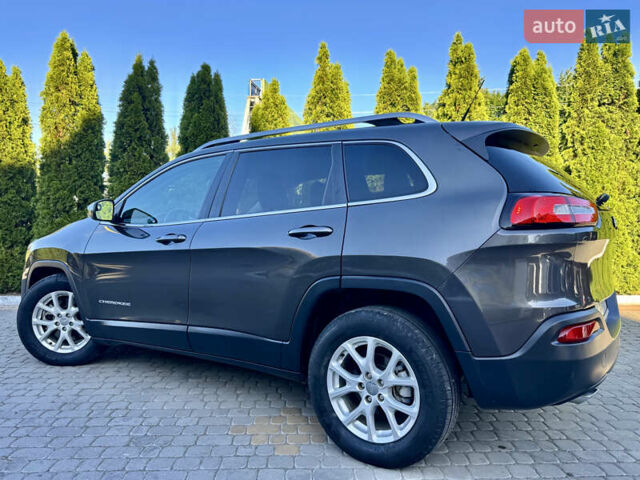 Чорний Джип Cherokee, об'ємом двигуна 2.36 л та пробігом 174 тис. км за 10450 $, фото 31 на Automoto.ua