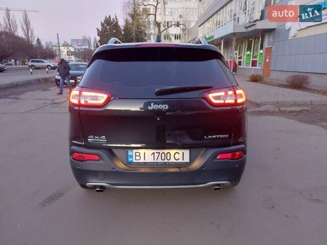 Черный Джип Чероки, объемом двигателя 1.96 л и пробегом 77 тыс. км за 15800 $, фото 3 на Automoto.ua