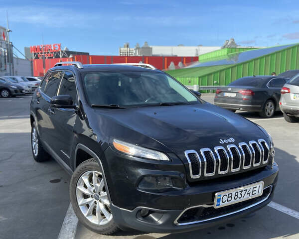 Черный Джип Чероки, объемом двигателя 2.36 л и пробегом 167 тыс. км за 13300 $, фото 6 на Automoto.ua