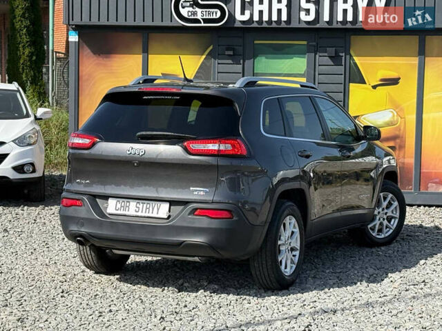 Чорний Джип Cherokee, об'ємом двигуна 2.4 л та пробігом 139 тис. км за 12500 $, фото 3 на Automoto.ua