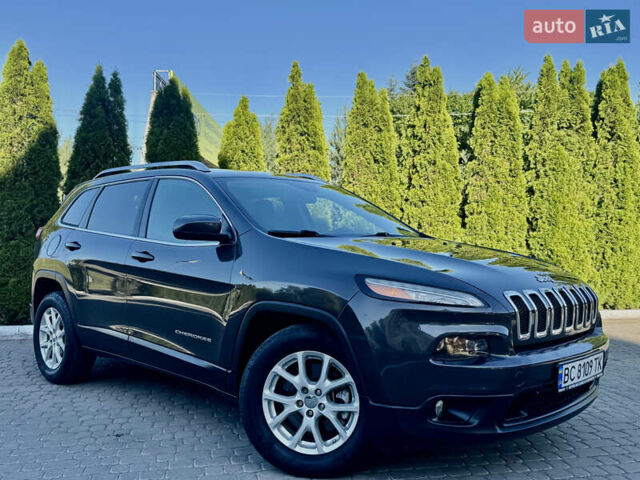 Чорний Джип Cherokee, об'ємом двигуна 2.36 л та пробігом 174 тис. км за 10450 $, фото 13 на Automoto.ua