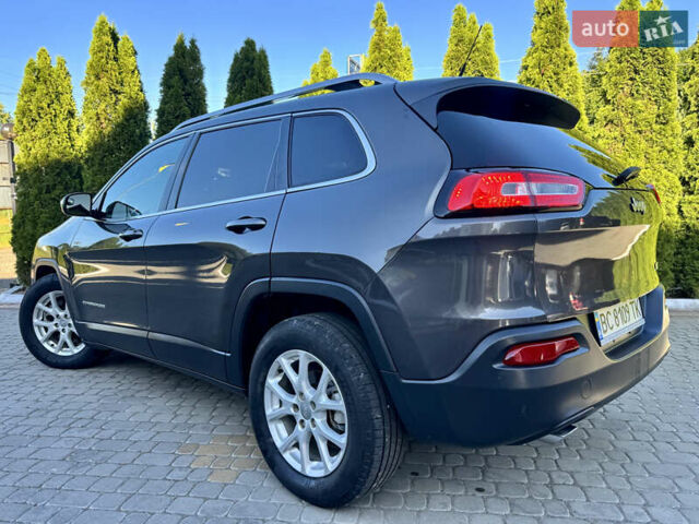 Чорний Джип Cherokee, об'ємом двигуна 2.36 л та пробігом 174 тис. км за 10450 $, фото 32 на Automoto.ua