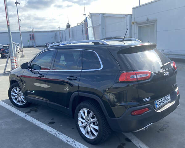 Черный Джип Чероки, объемом двигателя 2.36 л и пробегом 167 тыс. км за 13300 $, фото 10 на Automoto.ua