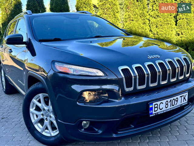 Чорний Джип Cherokee, об'ємом двигуна 2.36 л та пробігом 174 тис. км за 10450 $, фото 10 на Automoto.ua