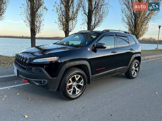 Черный Джип Чероки, объемом двигателя 3.24 л и пробегом 186 тыс. км за 15500 $, фото 7 на Automoto.ua