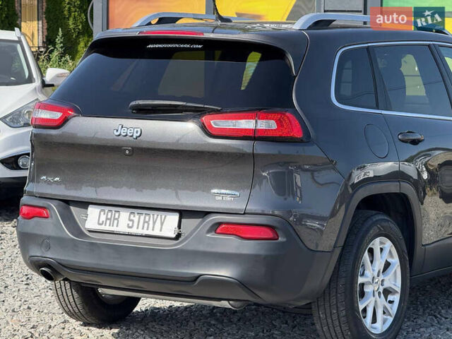 Чорний Джип Cherokee, об'ємом двигуна 2.4 л та пробігом 139 тис. км за 12500 $, фото 22 на Automoto.ua