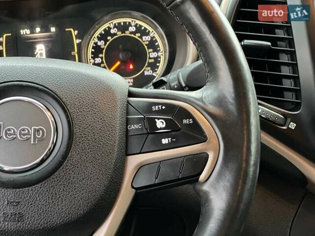 Чорний Джип Cherokee, об'ємом двигуна 2.36 л та пробігом 139 тис. км за 11990 $, фото 25 на Automoto.ua