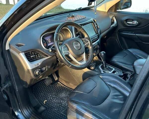 Черный Джип Чероки, объемом двигателя 3.24 л и пробегом 186 тыс. км за 15500 $, фото 10 на Automoto.ua