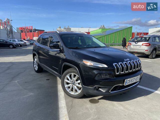 Черный Джип Чероки, объемом двигателя 2.36 л и пробегом 167 тыс. км за 13300 $, фото 4 на Automoto.ua