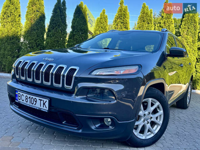 Чорний Джип Cherokee, об'ємом двигуна 2.36 л та пробігом 174 тис. км за 10450 $, фото 4 на Automoto.ua