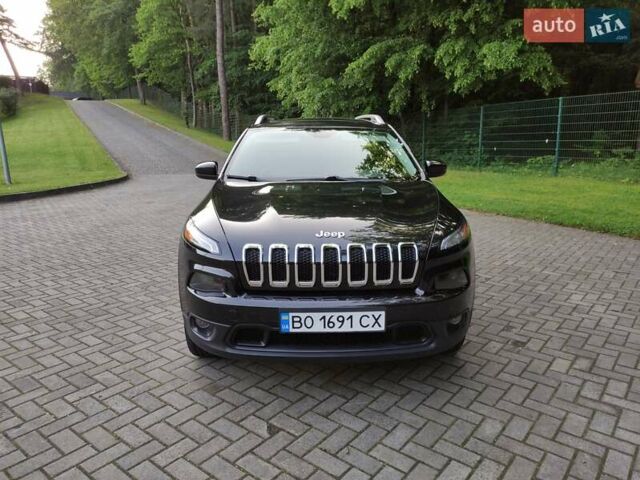 Чорний Джип Cherokee, об'ємом двигуна 3.24 л та пробігом 189 тис. км за 14500 $, фото 6 на Automoto.ua