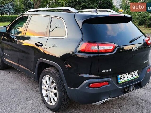 Джип Чероки 2015 в Киеве на Automoto.ua Черный Джип Чероки, объемом двигателя 3.24 л и пробегом 155 тыс. км за 15600 $, фото 3 на Automoto.ua