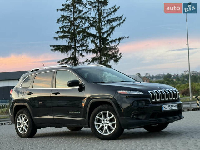 Чорний Джип Cherokee, об'ємом двигуна 2.36 л та пробігом 257 тис. км за 13500 $, фото 23 на Automoto.ua