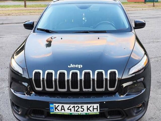 Джип Чероки 2015 в Киеве на Automoto.ua Черный Джип Чероки, объемом двигателя 3.24 л и пробегом 155 тыс. км за 15600 $, фото 2 на Automoto.ua