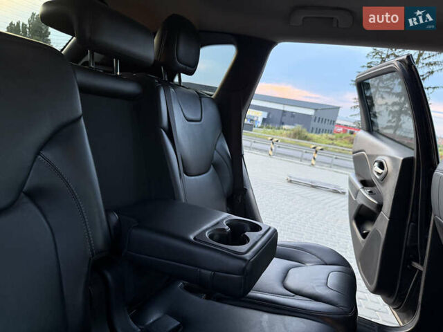 Чорний Джип Cherokee, об'ємом двигуна 2.36 л та пробігом 260 тис. км за 11900 $, фото 33 на Automoto.ua