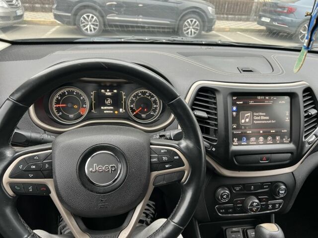 Чорний Джип Cherokee, об'ємом двигуна 2.4 л та пробігом 227 тис. км за 9600 $, фото 8 на Automoto.ua