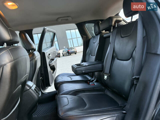 Черный Джип Чероки, объемом двигателя 2.36 л и пробегом 261 тыс. км за 10900 $, фото 9 на Automoto.ua