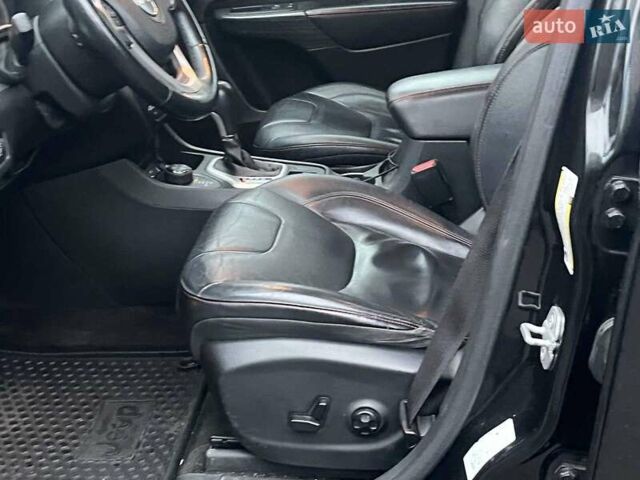 Черный Джип Чероки, объемом двигателя 3.2 л и пробегом 221 тыс. км за 14990 $, фото 19 на Automoto.ua