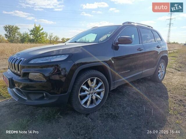 Чорний Джип Cherokee, об'ємом двигуна 2.18 л та пробігом 233 тис. км за 16700 $, фото 5 на Automoto.ua