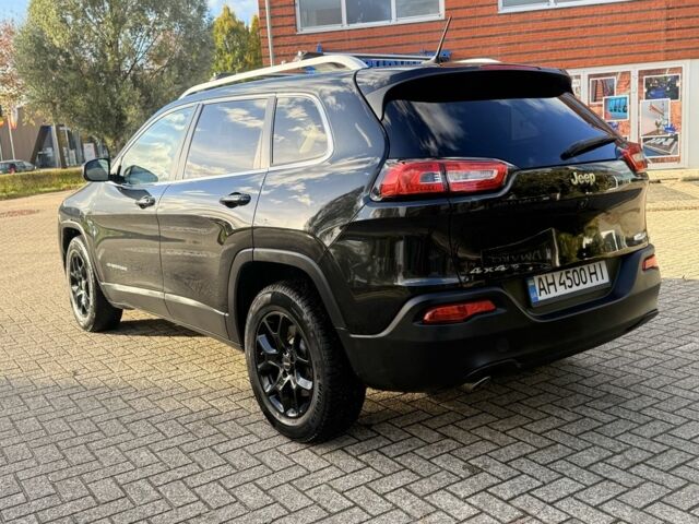 Джип Cherokee 2015 у Вишневом на Automoto.ua Чорний Джип Cherokee, об'ємом двигуна 2.4 л та пробігом 232 тис. км за 11700 $, фото 1 на Automoto.ua