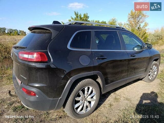 Чорний Джип Cherokee, об'ємом двигуна 2.18 л та пробігом 233 тис. км за 16700 $, фото 3 на Automoto.ua