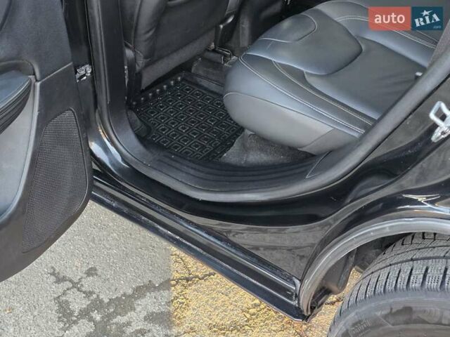 Черный Джип Чероки, объемом двигателя 2.36 л и пробегом 240 тыс. км за 12700 $, фото 42 на Automoto.ua