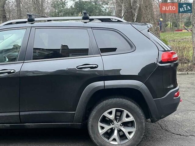 Черный Джип Чероки, объемом двигателя 3.2 л и пробегом 221 тыс. км за 14990 $, фото 12 на Automoto.ua
