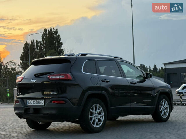 Чорний Джип Cherokee, об'ємом двигуна 2.36 л та пробігом 260 тис. км за 12500 $, фото 18 на Automoto.ua