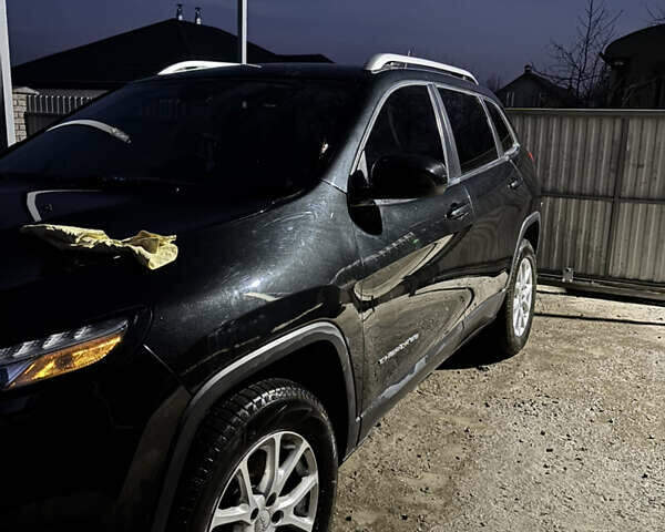 Чорний Джип Cherokee, об'ємом двигуна 2.36 л та пробігом 161 тис. км за 16000 $, фото 5 на Automoto.ua
