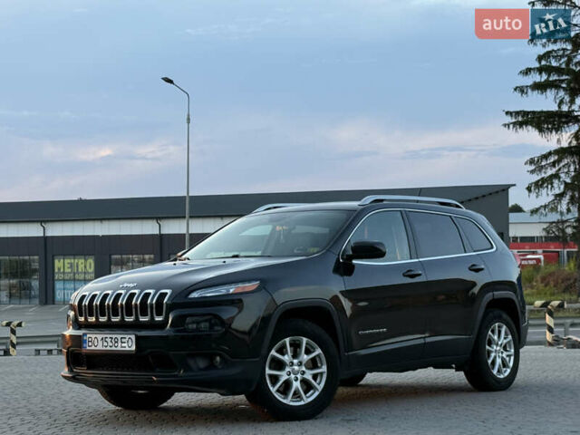 Чорний Джип Cherokee, об'ємом двигуна 2.36 л та пробігом 260 тис. км за 11900 $, фото 4 на Automoto.ua