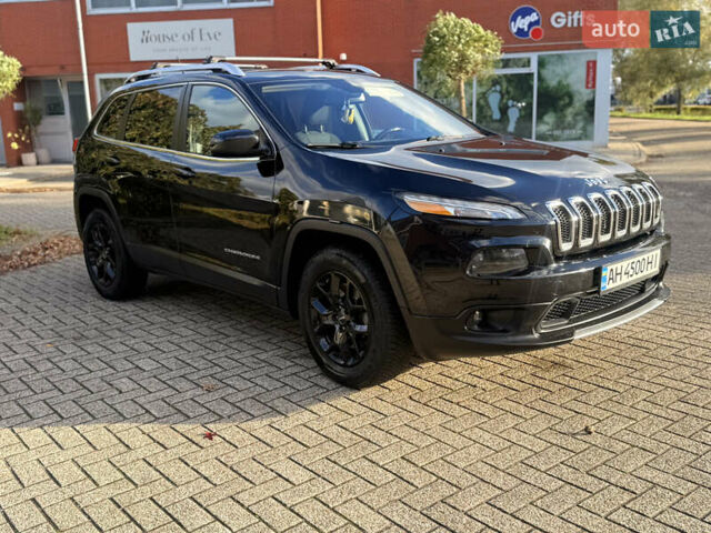 Чорний Джип Cherokee, об'ємом двигуна 2.36 л та пробігом 232 тис. км за 11700 $, фото 3 на Automoto.ua