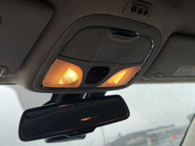 Черный Джип Чероки, объемом двигателя 3.2 л и пробегом 243 тыс. км за 12900 $, фото 14 на Automoto.ua