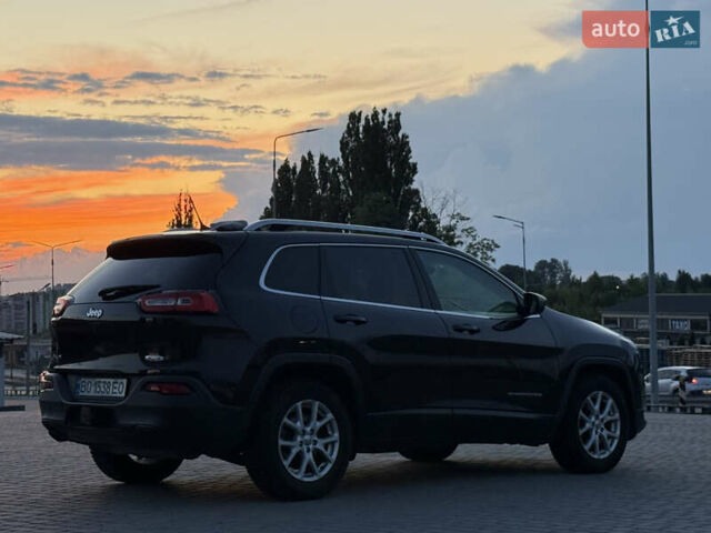 Чорний Джип Cherokee, об'ємом двигуна 2.36 л та пробігом 257 тис. км за 13500 $, фото 21 на Automoto.ua
