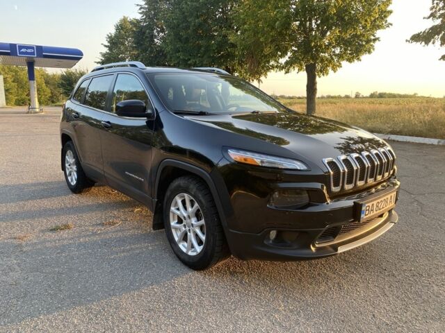 Чорний Джип Cherokee, об'ємом двигуна 2.4 л та пробігом 133 тис. км за 13500 $, фото 2 на Automoto.ua