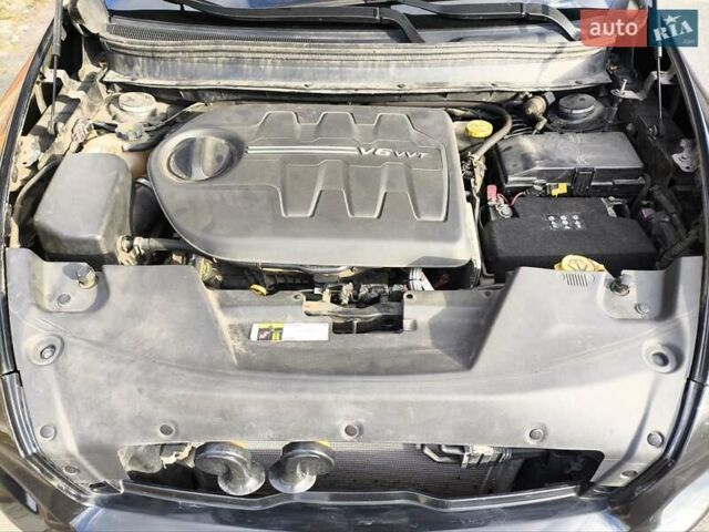 Чорний Джип Cherokee, об'ємом двигуна 3.2 л та пробігом 160 тис. км за 12600 $, фото 10 на Automoto.ua