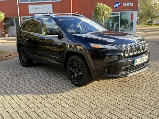 Джип Cherokee 2015 у Вишневом на Automoto.ua Чорний Джип Cherokee, об'ємом двигуна 2.4 л та пробігом 232 тис. км за 11700 $, фото 3 на Automoto.ua