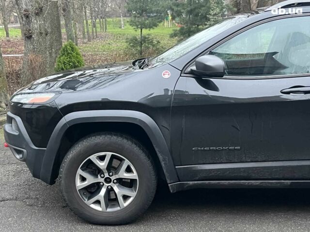 Черный Джип Чероки, объемом двигателя 3.2 л и пробегом 221 тыс. км за 14940 $, фото 13 на Automoto.ua