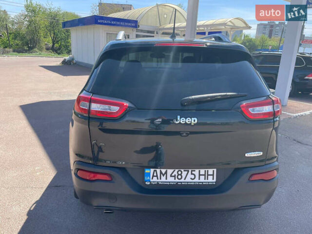 Джип Чероки 2015 в Киеве на Automoto.ua Черный Джип Чероки, объемом двигателя 2.4 л и пробегом 201 тыс. км за 14200 $, фото 21 на Automoto.ua