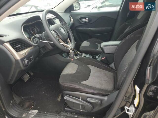 Чорний Джип Cherokee, об'ємом двигуна 2.36 л та пробігом 113 тис. км за 1300 $, фото 6 на Automoto.ua