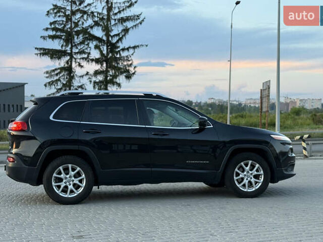 Чорний Джип Cherokee, об'ємом двигуна 2.36 л та пробігом 257 тис. км за 13500 $, фото 6 на Automoto.ua