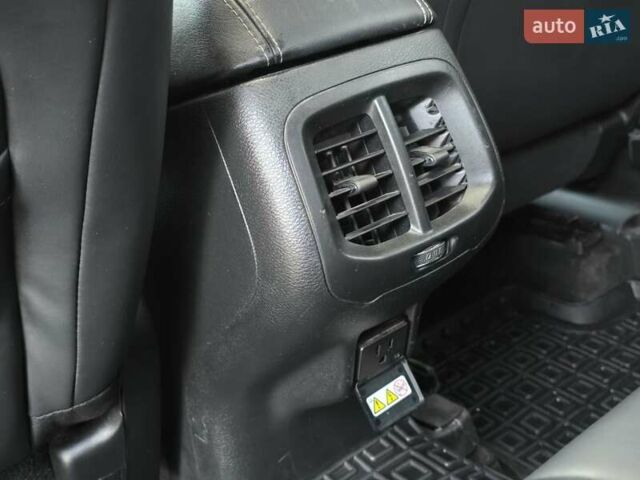 Черный Джип Чероки, объемом двигателя 2.36 л и пробегом 240 тыс. км за 12700 $, фото 51 на Automoto.ua