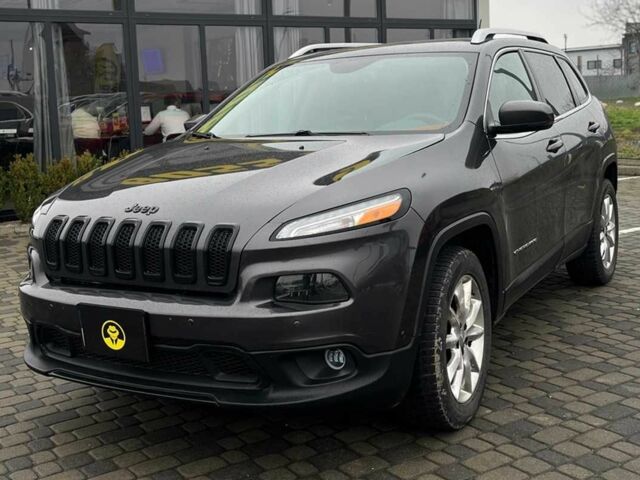 Черный Джип Чероки, объемом двигателя 3.2 л и пробегом 243 тыс. км за 12900 $, фото 2 на Automoto.ua