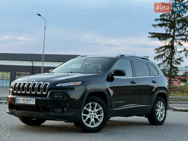 Чорний Джип Cherokee, об'ємом двигуна 2.36 л та пробігом 260 тис. км за 11900 $, фото 2 на Automoto.ua