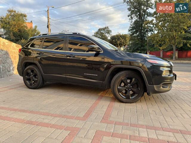 Чорний Джип Cherokee, об'ємом двигуна 3.24 л та пробігом 308 тис. км за 15000 $, фото 6 на Automoto.ua