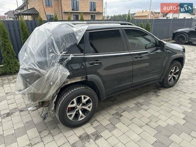 Чорний Джип Cherokee, об'ємом двигуна 3.24 л та пробігом 232 тис. км за 7700 $, фото 1 на Automoto.ua