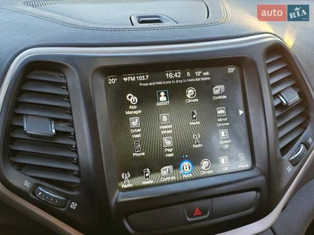 Черный Джип Чероки, объемом двигателя 2.36 л и пробегом 240 тыс. км за 12700 $, фото 77 на Automoto.ua