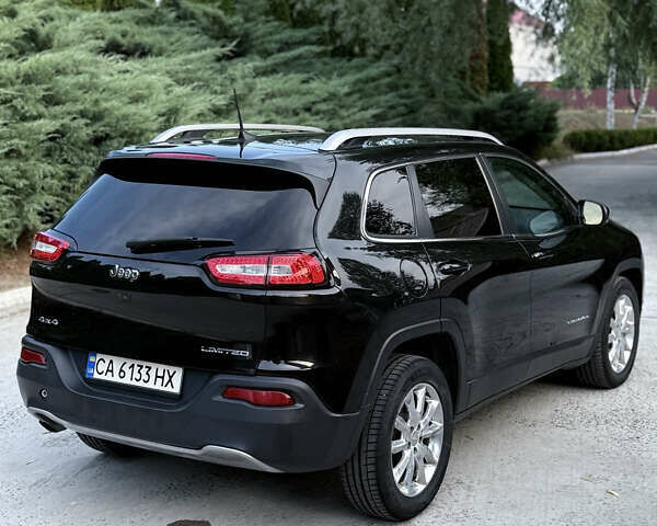 Черный Джип Чероки, объемом двигателя 2.36 л и пробегом 115 тыс. км за 12500 $, фото 3 на Automoto.ua