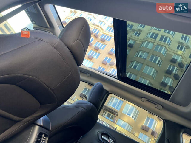 Черный Джип Чероки, объемом двигателя 2.36 л и пробегом 159 тыс. км за 13900 $, фото 2 на Automoto.ua