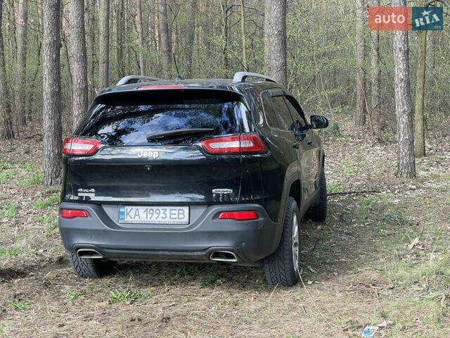 Чорний Джип Cherokee, об'ємом двигуна 3.24 л та пробігом 152 тис. км за 16000 $, фото 18 на Automoto.ua